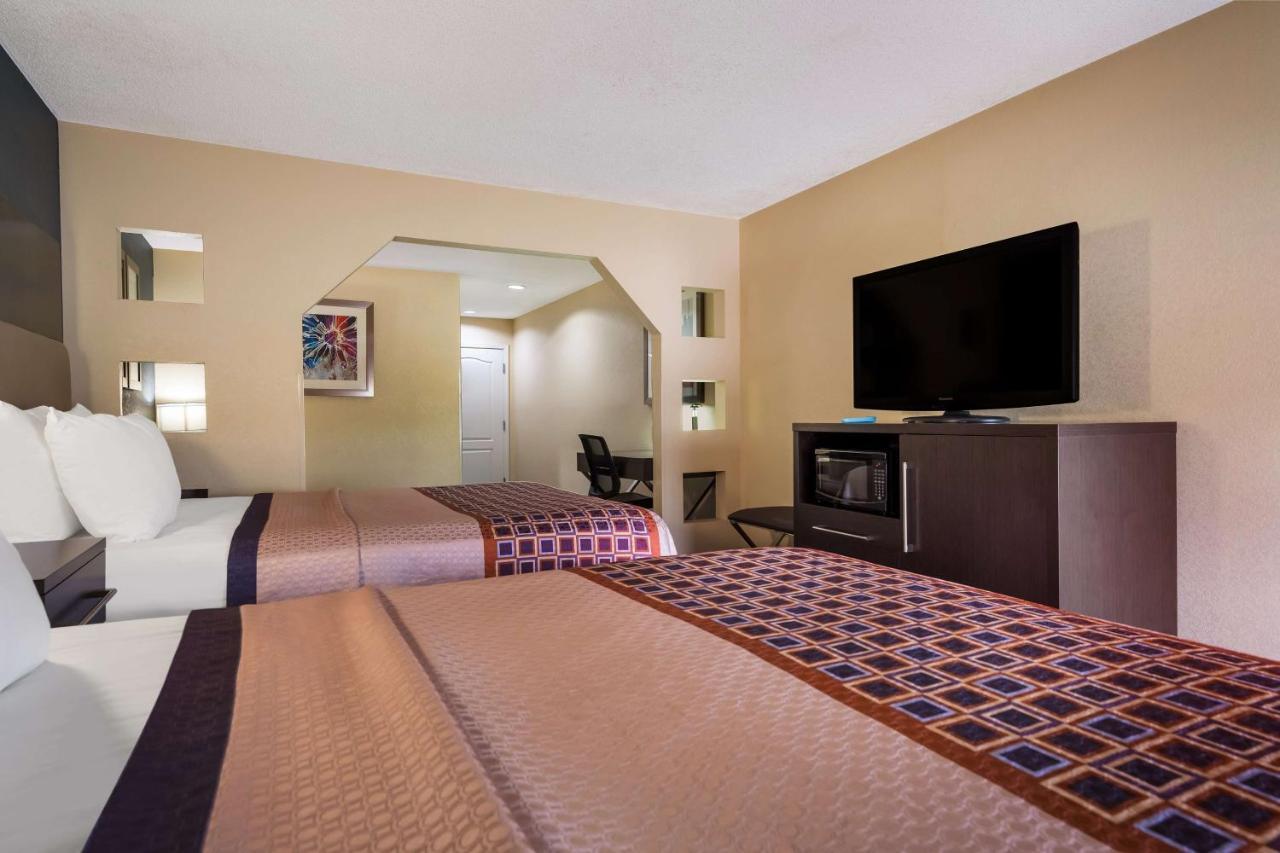 Best Western Bradbury Inn & Suites Perry Exterior photo