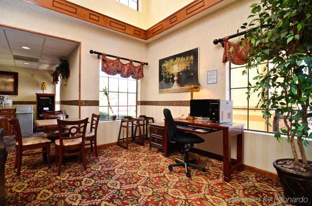 Best Western Bradbury Inn & Suites Perry Exterior photo